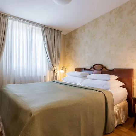Hotel Moskva-3
